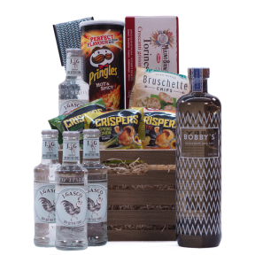 Ajándékcsomagok 35.000-70.000 Ft között - Gin Tonic party kosár | Ajandekcsomagkuldes.hu